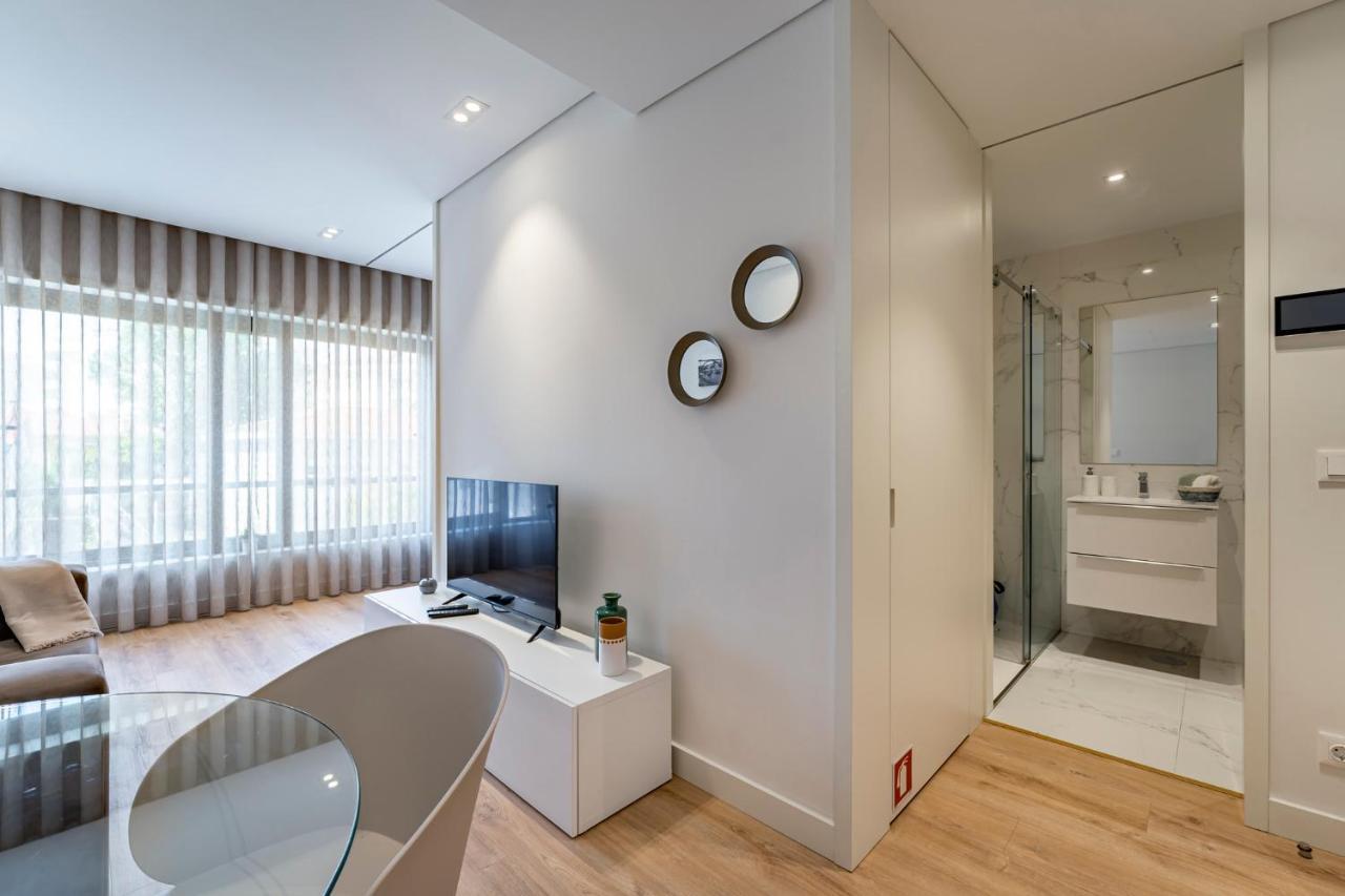 Antas Park Flat With Pool Apartment Porto Ngoại thất bức ảnh